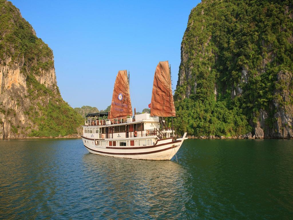 Hotel Garden Bay Cruise Ha Long Exterior foto