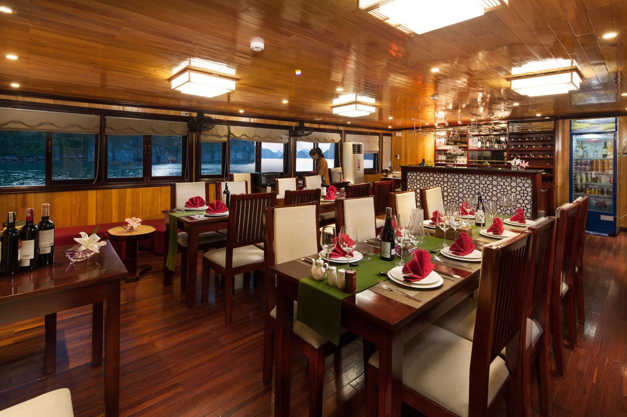 Hotel Garden Bay Cruise Ha Long Exterior foto