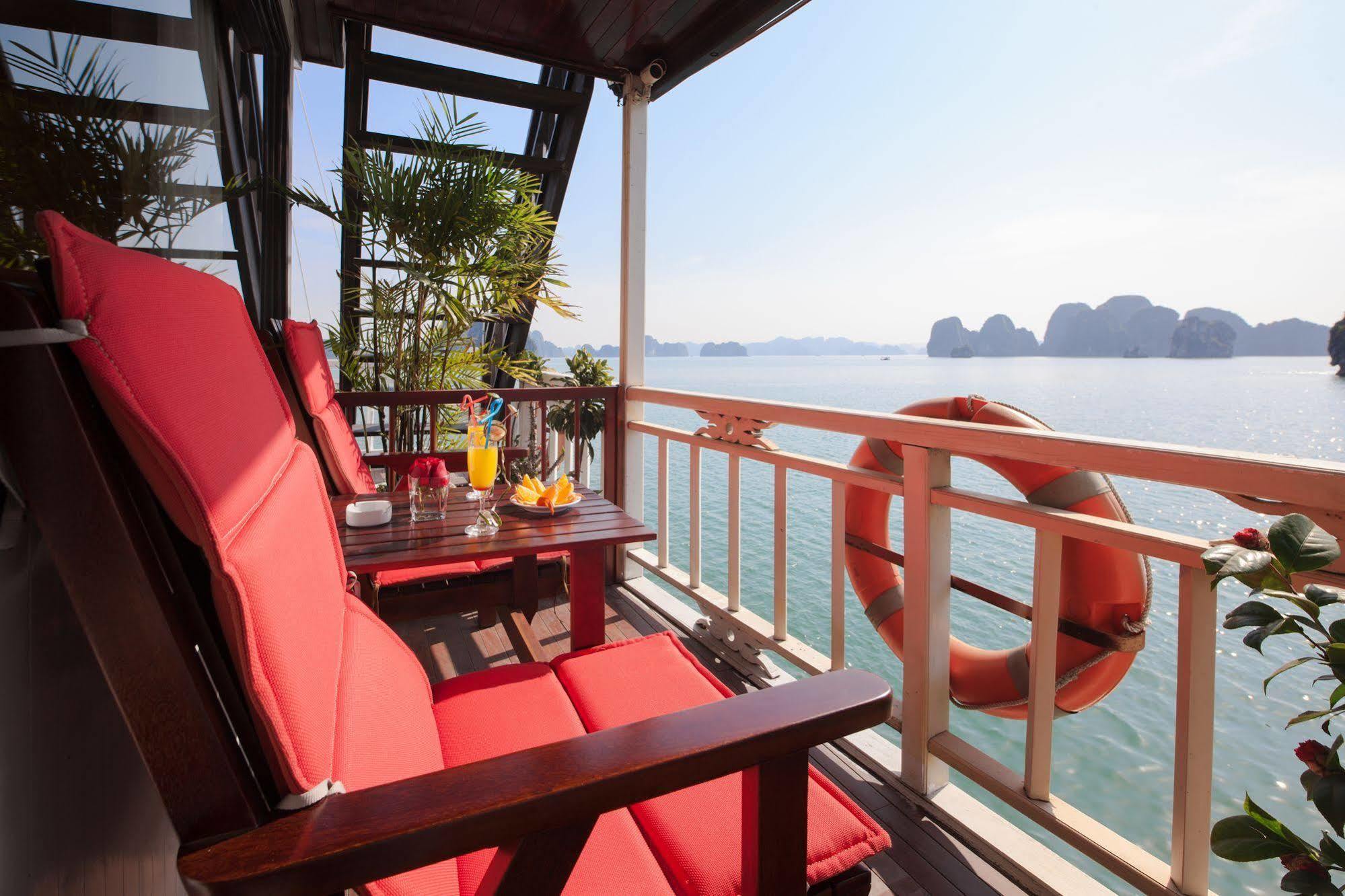 Hotel Garden Bay Cruise Ha Long Exterior foto