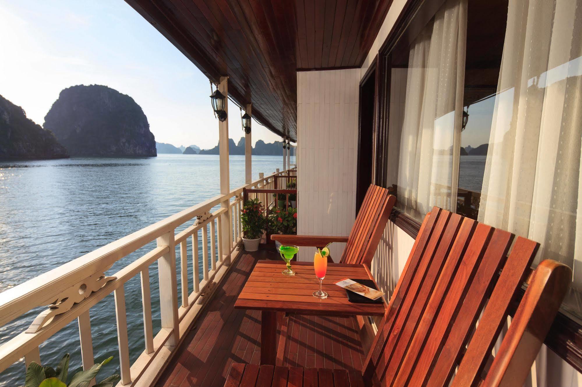 Hotel Garden Bay Cruise Ha Long Exterior foto