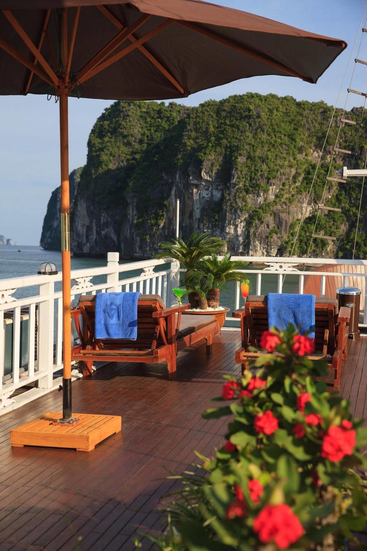 Hotel Garden Bay Cruise Ha Long Exterior foto