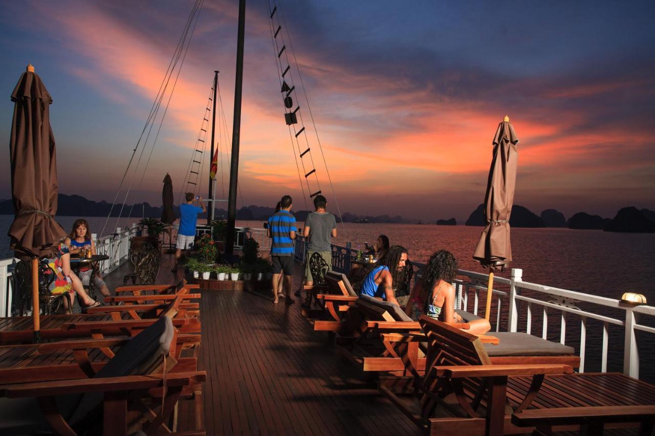 Hotel Garden Bay Cruise Ha Long Exterior foto